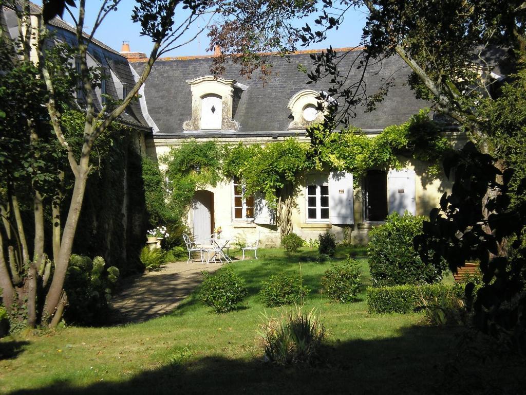 Bed and Breakfast Manoir De Boisairault Le Coudray-Macouard Esterno foto