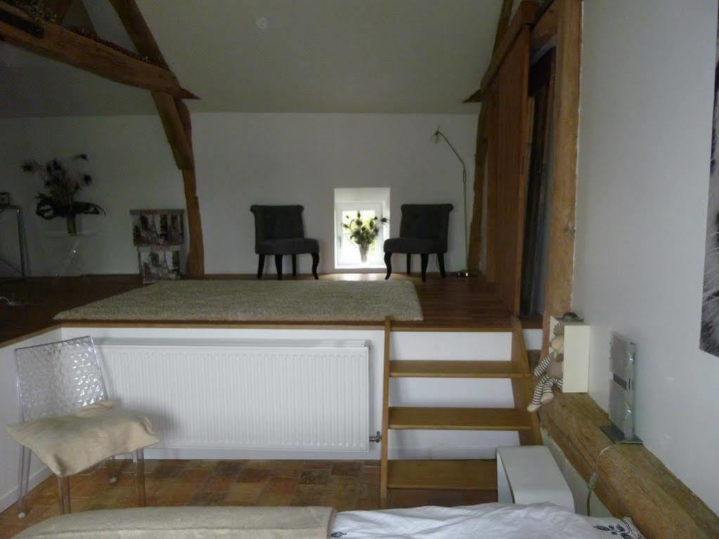 Bed and Breakfast Manoir De Boisairault Le Coudray-Macouard Esterno foto